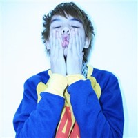 �����͵�˧������ͷ�������ѹ�����һ�仰Ҳû�о�������