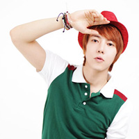 ���԰ڵ�˧������ͷ�񣬵���������ϲ��������ǰ����Զ�Ǹ߰���