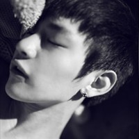 ��Ұ����˧������ͷ�񣬰���ʮ����Ը�����