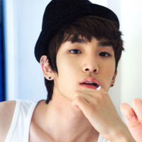 �߹�������������ͷ������ɫ����������Ϭ���˲���