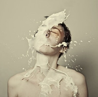 �˲����˸�����ͷ�񣬺ڰ׹¶�����������