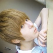 �������ɰ�����ͷ�������׾���������Ů��һ��