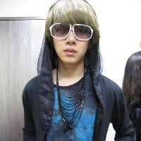 �����������˸�����