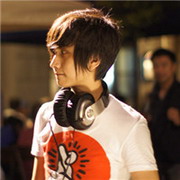 �ɰ�˧��С����