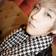 ͷ��  ������̬����