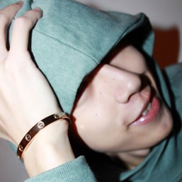 ����ͷ������