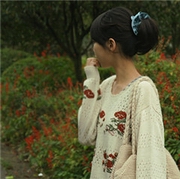 ����������Ů��qq�˸�ͷ��_���˵�ʱ����ֻ��һ����ĬĬ����