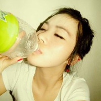 �⾳Ů��Ψ��ͷ�������µ������񻨶�һ��