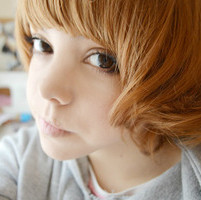 ��������Ů��QQͷ�� ̧��ͷ �����¶��΢Ц ���ٹ����������