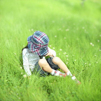 Ψ��ŷ��Ů��ͷ����ɫ�Ĳݵ��黨ȹ�������˼��ɾ�