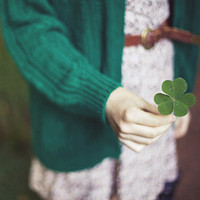 Ψ��ŷ��Ů��ͷ����ɫ�Ĳݵ��黨ȹ�������˼��ɾ�