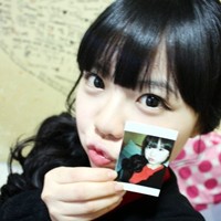 ����Ů��Ψ��ͷ��һ˫���˵Ĵ��۾�����ô�ĸ�������