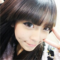 ����Ů��Ψ��ͷ��һ˫���˵Ĵ��۾�����ô�ĸ�������