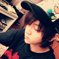 90�����Ů��ͷ����Ȼ�е���Ƶ��Ǻܿɰ�