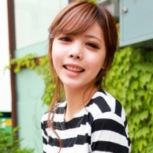 �ľ�����Ů��ͷ�񣬴����۾�������΢Ц��ɫͷ����ĺ���