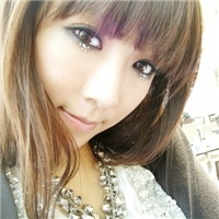 ����Ψ��Ů��ͷ�� �⾳�񾲾���һ���˰���һ��