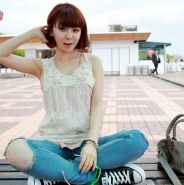 �ɰ�����Ů��QQͷ�����촩ȹ�Ӻ�T����������