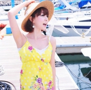 �ɰ�����Ů��QQͷ�����촩ȹ�Ӻ�T����������