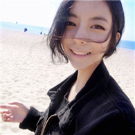 �ɰ��ĺ�����Ů��ͷ�񣬽������ŵ�Ů��ͷ