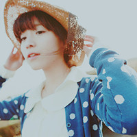 �ɰ��ĺ�����Ů��ͷ�񣬽������ŵ�Ů��ͷ