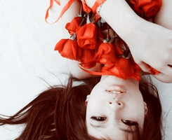 ����������Ů��ͷ�񣬺촽ƽ�����Ʋ�ױװ��