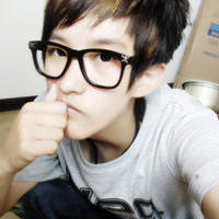 ���Է�����ͷ��������Ӧ�ÿ�һ��˧һ��