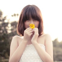 Ψ����԰��� Ů��QQͷ����Ȼ�Ļ����в�ͣ��ת��������