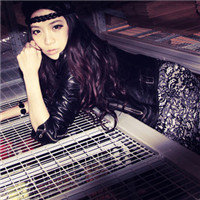 ������ˬQQ�ɰ�Ů��ͷ�����ڵ�ʱ���Լ���֪����ϧ