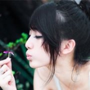 �����Ƿ��˸�Ů��