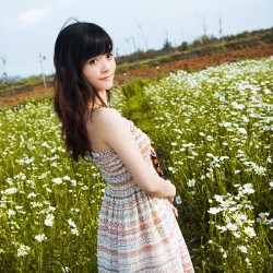 ������Ů��