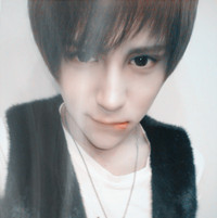 �����˸�QQ����ͷ�����˵�ʱ�������ö�����ס��