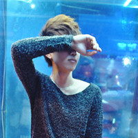 �����˸�QQ����ͷ�����˵�ʱ�������ö�����ס��