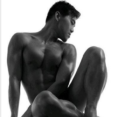 �Ը�������Ƭ