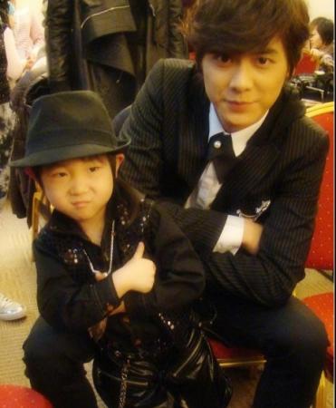 ���ɰ����ſ�С��QQͷ�񣬴������12ƽ�ף���������Ŀ����һ��