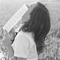 ���۾�˧��Ů��