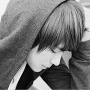 �����������ڰ��˸�ͷ��_��ʱ�����ĺ�ͻȻ�����޷��԰�