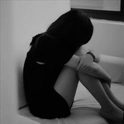 �˸��⾳�ڰ�ͷ�񣬼�ʹ�����ɻ��ǺͰ�ɫ����ҲҪ��ǿ