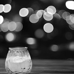 �˸��⾳�ڰ�ͷ�񣬼�ʹ�����ɻ��ǺͰ�ɫ����ҲҪ��ǿ