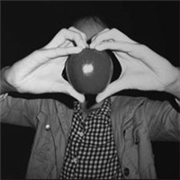 ���Ժڰ�QQͷ��_����Ů���������ߵ�ʱ����˻���Ϊ�㲻������