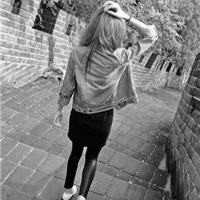 ���Ժڰ�QQͷ��_����Ů���������ߵ�ʱ����˻���Ϊ�㲻������