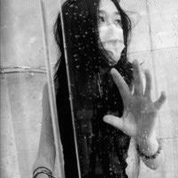 qq�������˸�Ů��ͷ�񣬺ڰ׵�ͷ��˵������ܲ�