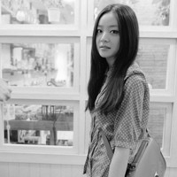 qq�������˸�Ů��ͷ�񣬺ڰ׵�ͷ��˵������ܲ�