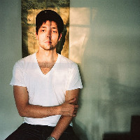 �ڰ��˸�ŷ��ͷ�񣬴��͵�����������Ȧ��ĺ��Ƿ�