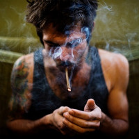 �ڰ��˸�ŷ��ͷ�񣬴��͵�����������Ȧ��ĺ��Ƿ�