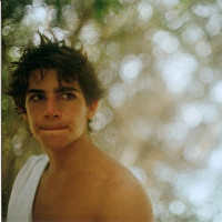 �ڰ��˸�ŷ��ͷ�񣬴��͵�����������Ȧ��ĺ��Ƿ�