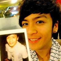 ������Ĭ��˧������QQͷ������ȥ����ĺ����ڰ�