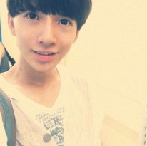 ������Ĭ��˧������QQͷ������ȥ����ĺ����ڰ�