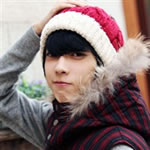 �˸�QQͷ��ڰײ�ɫ������һ���ʺ���ĸ���