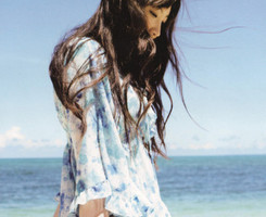 ��������ЦŮ��qqͷ��_���õ�Ц��ʤ��һ��