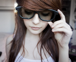 ��������ЦŮ��qqͷ��_���õ�Ц��ʤ��һ��